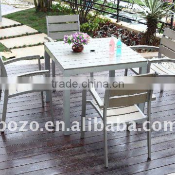 Outdoor garden polywood table and chair