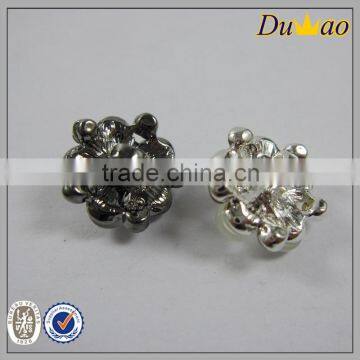 Fashion Designer Clothing Flower Shape Buttons photo-4