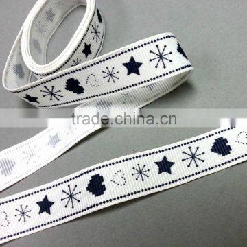 Free style pattern with white grosgrain stain ribbon