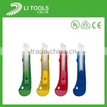 China Customize Stainless Carbon Steel Retractable Utility Knife Cutter photo-5