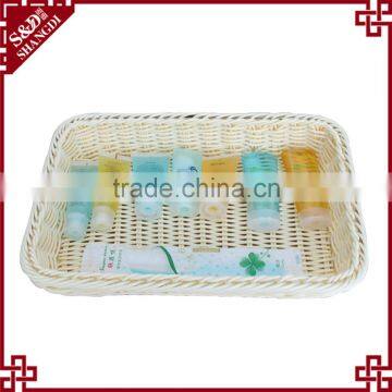 Wholesales Beautiful Plastic Hand Basket for Storage Hotel Toiletries Clean Tool