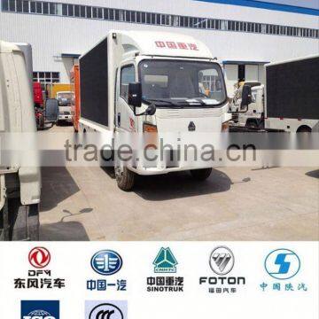 China Howo 4x2 Led Truck, Led Mobile Stage Truck for Sale photo-4