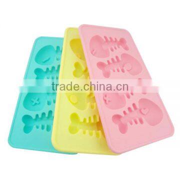 Fancy 4 Cavity Fishe Bone Shaped Silicone Ice Cube Tray Maker photo-3