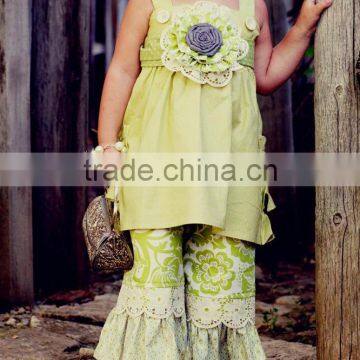 Chirstmas Outfit Red Stripe Top and Ruffle Pants Christmas Clothing Set Christmas Outfit photo-6