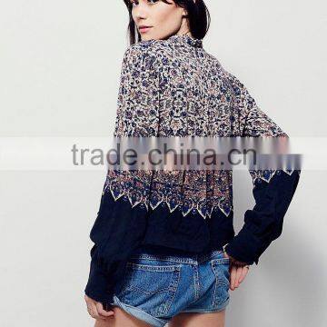 2016 Guangzhou Shandao Supplier OEM Custom Design Spring Women Long Sleeve V Neck Vintage Printed Chiffon Blouse Patterns photo-3