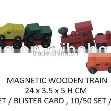 MAGNETIC WOODEN TRAIN