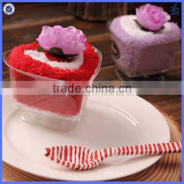 ice cream towel cake/promotional heart shaped towel cakes