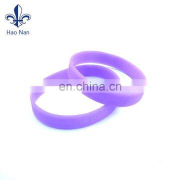 Neweat style design silicone wristband with custom