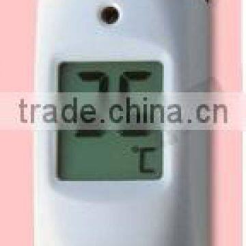 2014 hot sale ROHS digital shower head thermometer