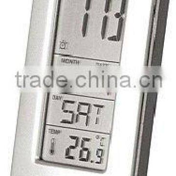 Digital clock with thermometer