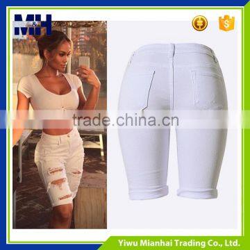 Personality Hole Fashion Street Snap Slim Big Yards of White Jeans Shorts photo-3