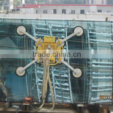 Suction cup glass lifter