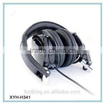 2015 Hot Selling and Cool Looking Stereo Headphone