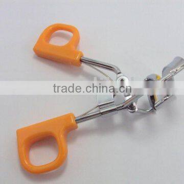 eyelash curlers