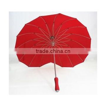 golf new design promotional heart shape umbrella