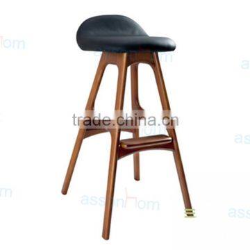 Wooden Stool with Soft Pad