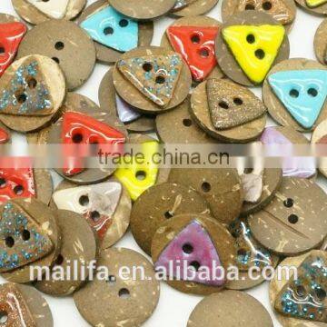 Fancy 2 Holes Colorful Red, Blue, Yellow, Coffee Triangle Oil Enameling Coconut Shell Button photo-2