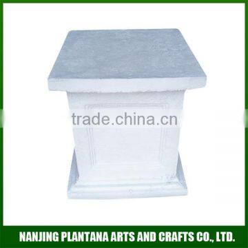 garden pedestal fiberglass with urn