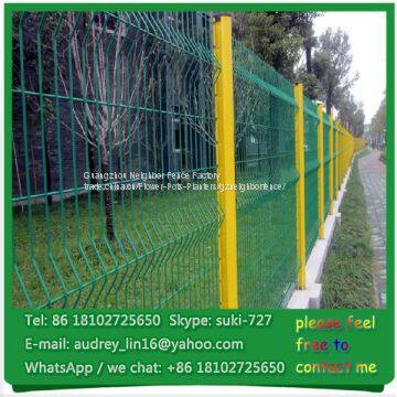 Hot Sale Various Welded Wire Mesh Panels Metal Industrial Fence Made in China photo-5