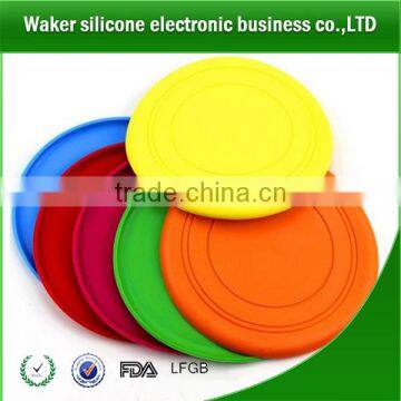 pet products 2017 silicone rubber Flying Disc dog pet frisbee