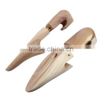 Custon Logo Acceptable Wooden Material Shoe Tree Type Shoe Lasts in Cedar Wood With Double Tube photo-3