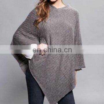 2016 Hot seller 12gg cable knit pattern women Pure cashmere cape