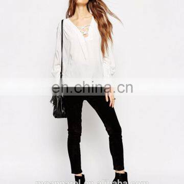 Wholesale Lace Up Folk Fashion White Long Sleeve Blouse for Women photo-5