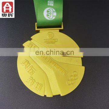 Top die casting 3D ribbon medal