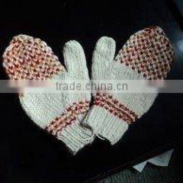 spotted Mitten Glove