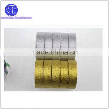 Decorative metallic yarn ribbon