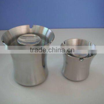 2013 newest design stainless steel ashtray, metal ashtray with standing