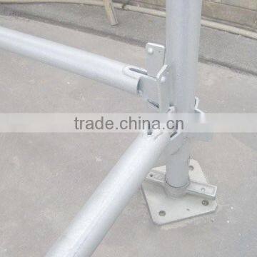 adjustable scaffolding leg