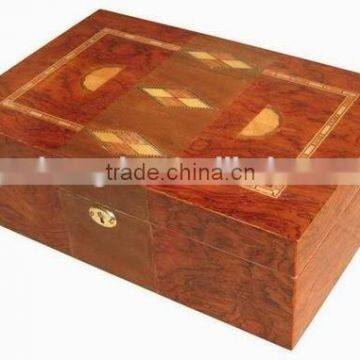 High Quality Customized Made-in-china Varnished Wooden Box With Metal Plate photo-6
