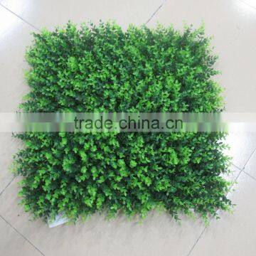 Garden New Decoration Green Plastic Artificial Grass Mat for Boxwood Fence Panels photo-6