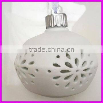 White Porcelain Hanging LED Ball With Hollow Design for Christmas Decoration photo-3