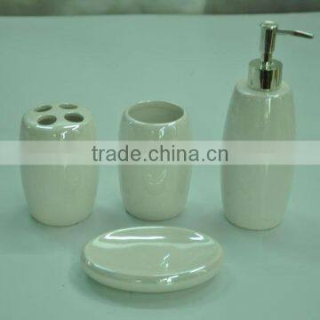 White 4pcs Ceramic bathroom accessory set