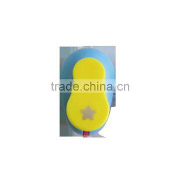 Fashion 6.2*4.3*4.5cm Lever Craft Paper Hole Punch For Greeting Cards