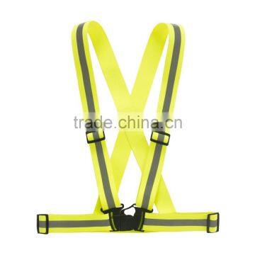 high visibility yellow reflective running belt for night running