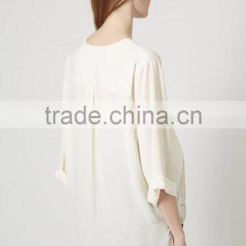 Sexy v Neck Maternity Fashion Blouses Maternity Wear With Front Pocket photo-3