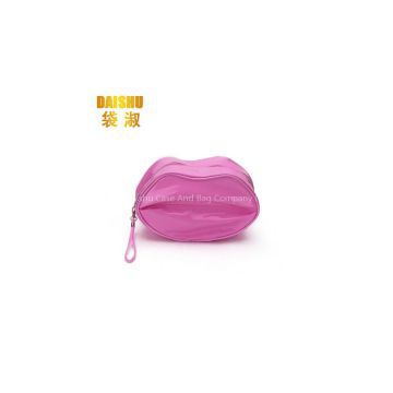 Lovely Lip Shape Travel Bag