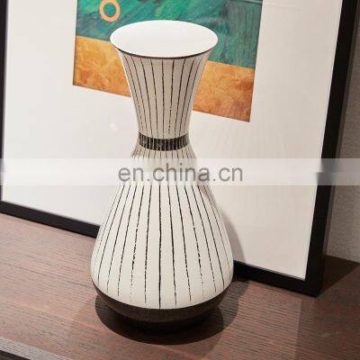 Tabletop Modern Minimalist House Decoration Nordic White Ceramic Flower Vase For Home photo-5
