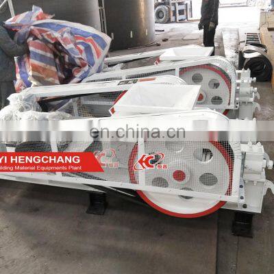 Limestone Coal Double Roller Crusher Machine for Natural Asphalt Crushing With Good Price