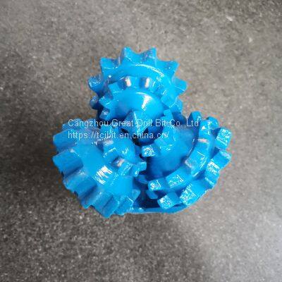 high quality 4 5/8”IADC221 Steel tooth rock bit  tricone bit