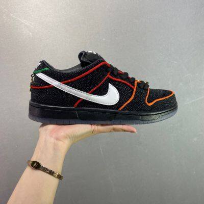 Bronx Girls Skate x NK Dunk SB Low Pro QS Classic Comfortable Wear-Resistant Low-Top Sneakers Unisex Black Manta Ray Mandarin Duck