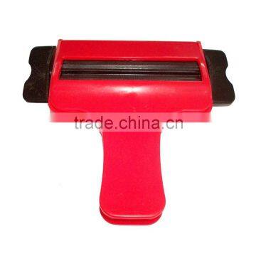 Salon hairdressing plastic toothpaste tube squeezer wholesale