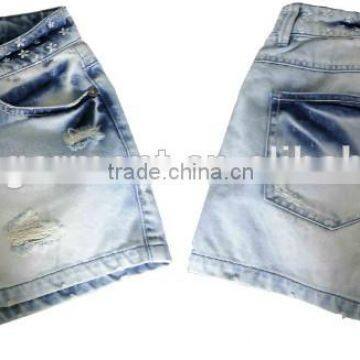 Branded stylish design women strech bleached small floral embroidery denim shorts ladies light wash destroy shorts manufacturer