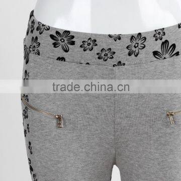 F5W31069 Women Flower Print Two Front Zippers Leggings photo-4