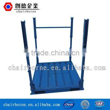 Heavy duty saving space independent fork drive steel post pallet