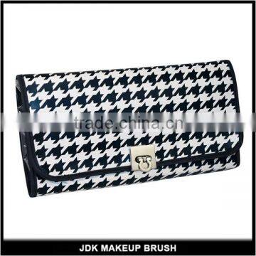 Maxmara makeup pouch fashion cosmetic makeup brush set with fan brush and eyebrow comb