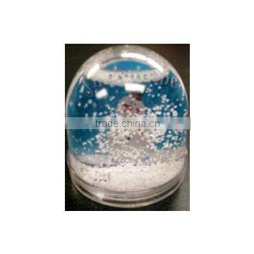 CHRISTMAS SNOW GLOBE